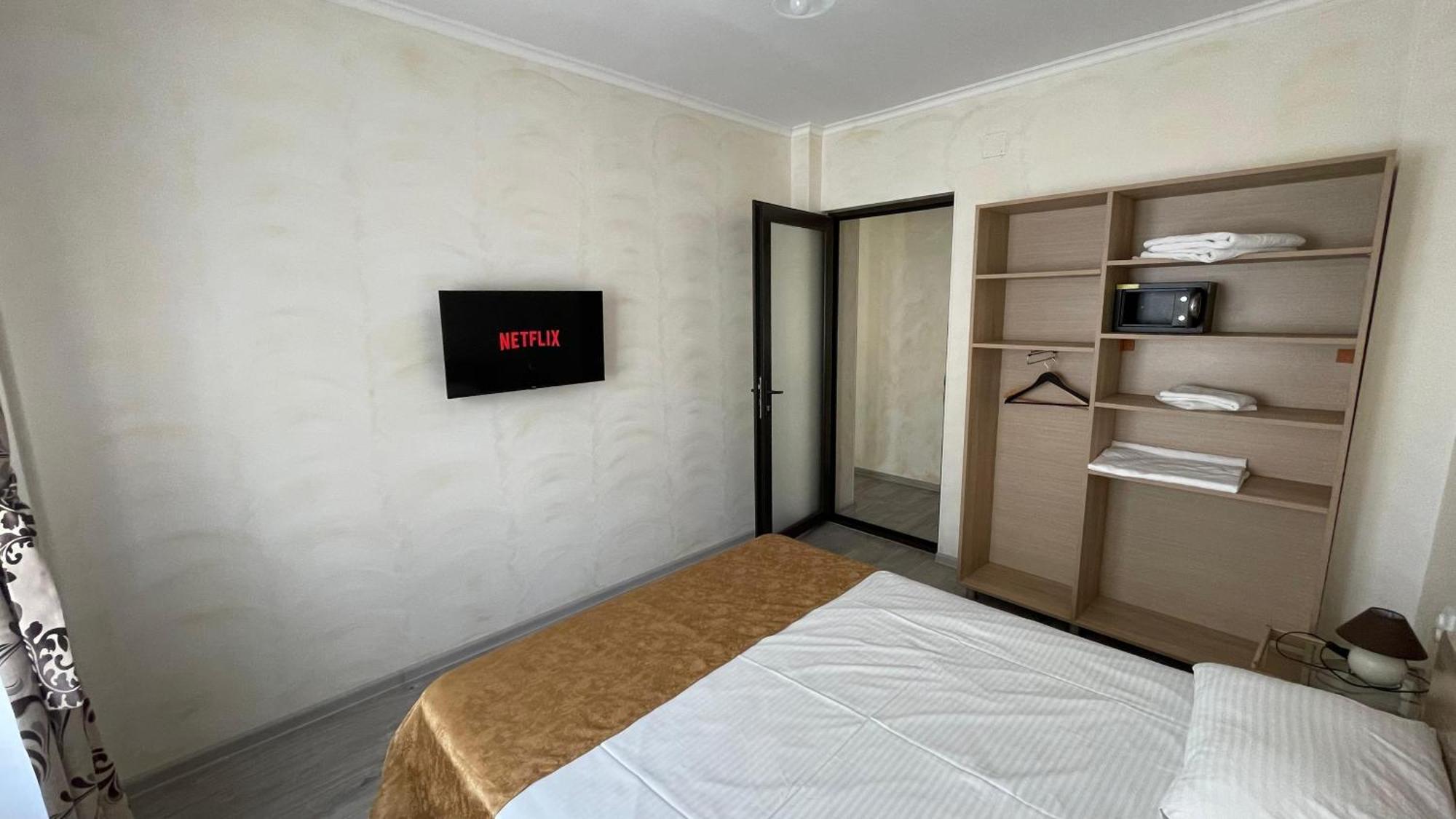 Sorriso Mamaia Nord Aparthotel นาโวดาริ ภายนอก รูปภาพ