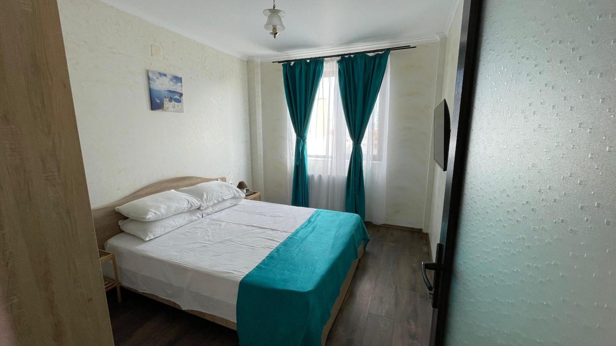 Sorriso Mamaia Nord Aparthotel นาโวดาริ ภายนอก รูปภาพ