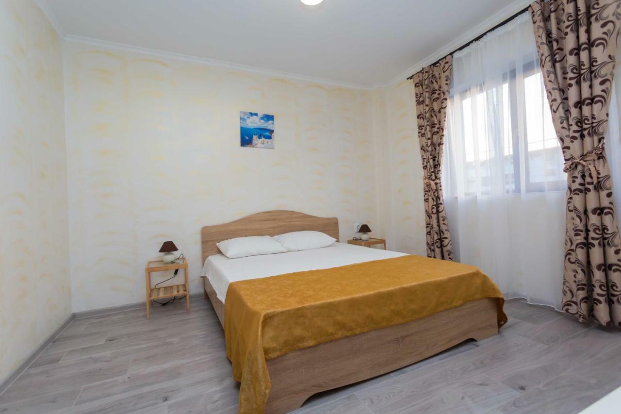 Sorriso Mamaia Nord Aparthotel นาโวดาริ ภายนอก รูปภาพ