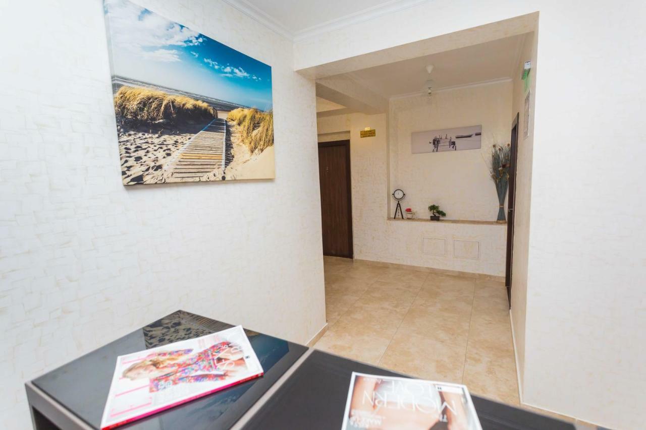 Sorriso Mamaia Nord Aparthotel นาโวดาริ ภายนอก รูปภาพ
